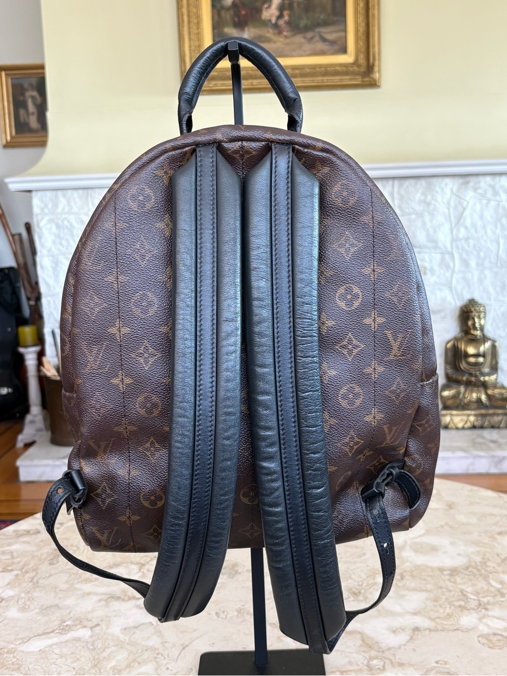 Louis Vuitton Palm Springs Backpack MM – Monogram / Black Leather Unisex - Picture 3 of 15